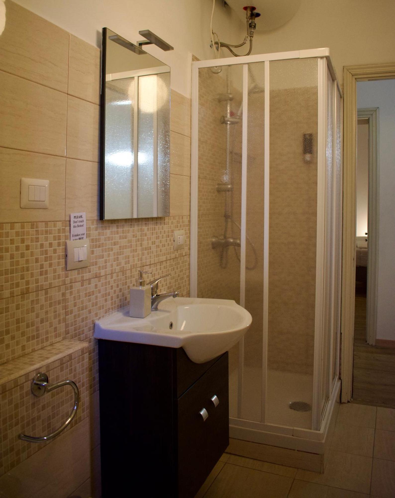 Lavinia Apartment In Trastevere Рим Екстер'єр фото